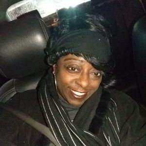 Meet your Posher, Connie